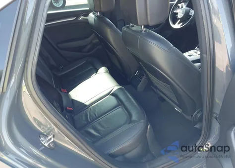 2019 Audi A3 40 Premium/40 Titanium Premium z USA, uszkodzony, nr VIN WAUAUGFF1K1014982